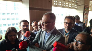 ভারতের সঙ্গে ব্যবসায় নেতিবাচক প্রভাব পড়েনি: বাণিজ্য উপদেষ্টা