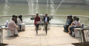 শিশুদের অনলাইন আসক্তি ঠেকাতে শিক্ষাকে ঢেলে সাজাতে চান তারেক রহমান