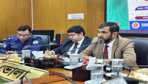 ভোট কেন্দ্রে নিরাপদ করতে সিসি ক্যামেরার আওতায় আনা হবে: ভোলায় ইসি সানাউল্লাহ