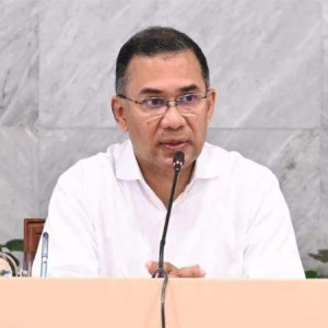 যানজট নিরসনে ট্রাফিক ব্যবস্থা ঢেলে সাজাতে বিশেষজ্ঞদের সঙ্গে কথা বলেছেন প্রধানমন্ত্রী