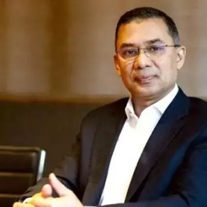 রাজধানীতে নারীদের জন্য আলাদা বাস সার্ভিস চালুর নির্দেশ প্রধানমন্ত্রীর