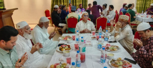 দৈনিক অমৃতালোকের ইফতার ও দোয়া অনুষ্ঠিত