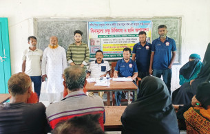 লালমোহনে বিনামূল্যে চক্ষু চিকিৎসাসেবা ক্যাম্প অনুষ্ঠিত