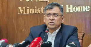 শীর্ষ সন্ত্রাসী-চাঁদাবাজদের বিরুদ্ধে শিগগির অ্যাকশন: স্বরাষ্ট্রমন্ত্রী