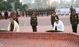 জাতীয় স্মৃতিসৌধে রাষ্ট্রপতি-প্রধানমন্ত্রীর শ্রদ্ধা নিবেদন