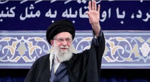 ইরানের সর্বোচ্চ ধর্মীয় নেতা খামেনি নিহত, ৪০ দিনের রাষ্ট্রীয় শোক ঘোষণা