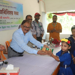 দৌলতখানে স্কুল ফিডিং কার্যক্রম পরিদর্শন ও মতবিনিময় সভা অনুষ্ঠিত