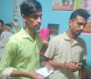 মনপুরায় ইয়াবা কিনতে গিয়ে আটক দুই যুবক