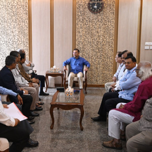 প্রধানমন্ত্রীর সঙ্গে পূজা উদযাপন পরিষদের প্রতিনিধিদলের সৌজন্য সাক্ষাৎ