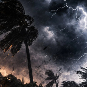 ১০ অঞ্চলে বজ্রবৃষ্টির আভাস, নদীবন্দরে সতর্কতা