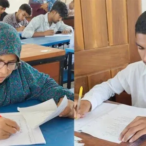 একসঙ্গে এসএসসি পরীক্ষা দিচ্ছেন মা-ছেলে