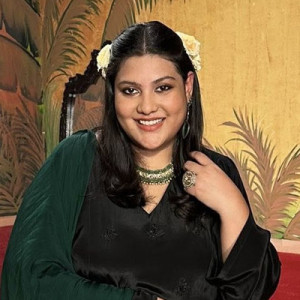 কনটেন্ট ক্রিয়েটর কারিনা কায়সার লাইফ সাপোর্টে