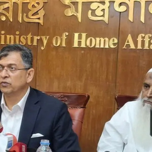 চাঁদাবাজির খতিয়ান দিলে ব্যবস্থা নেওয়া হবে: স্বরাষ্ট্রমন্ত্রী