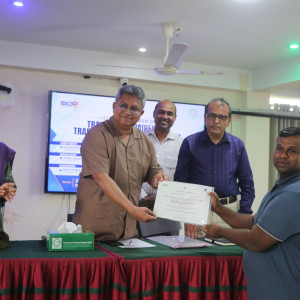 ভোলায় মোবাইল সার্ভিসিং ট্রেডে প্রশিক্ষকদের প্রশিক্ষণ সমাপনী