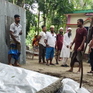 চরফ্যাশনে বাবার লাশ দাফনে সন্তানের বাধা কবর খোঁড়া হলো দুইবার