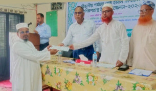 লালমোহনের হাফেজ নুরনবী বরিশাল বিভাগের শ্রেষ্ঠ ইমাম নির্বাচিত
