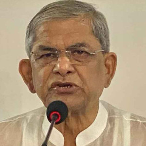 ভারত-পাকিস্তান নয়, নিজেদের বলয়ে থাকতে চাই: ফখরুল