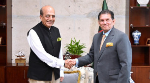 তারেক রহমানের ভারত সফরের অপেক্ষায় আছি: দীনেশ ত্রিবেদী