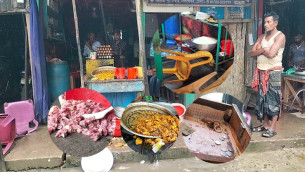 লালমোহনে গজারিয়া বাজারে হোটেলে হামলা-ভাঙচুর লুটের অভিযোগ