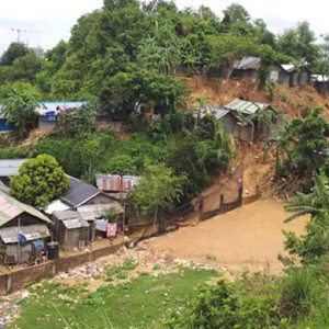 ৪ বিভাগে দুদিন অতিভারী বর্ষণের আভাস, ভূমিধসের শঙ্কা