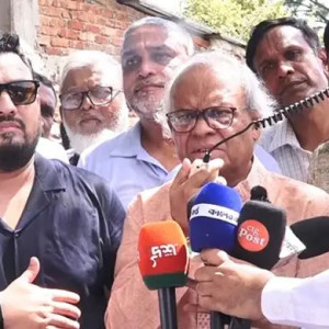 কয়েকদিনের জন্য পরীক্ষা পিছিয়ে দিলে বড় কোনো ক্ষতি হবে না: রিজভী