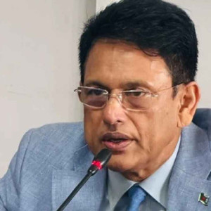 শিক্ষকদের বদলির তদবিরে অতিষ্ঠ শিক্ষামন্ত্রী