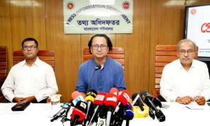 সাইবার বুলিংয়ের বিরুদ্ধে সরকার কঠোর অবস্থান নিয়েছে: তথ্য উপদেষ্টা