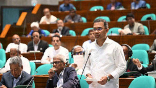 মুক্তিযুদ্ধে শহীদদের পূর্ণাঙ্গ তালিকা হচ্ছে : সংসদে প্রধানমন্ত্রী