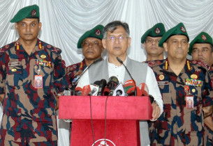 সীমান্তে সর্বোচ্চ সতর্কতা বজায় রাখতে বিজিবিকে স্বরাষ্ট্রমন্ত্রীর নির্দেশ