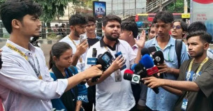 ফের শিক্ষামন্ত্রীর পদত্যাগ দাবি, জনদুর্ভোগ বিবেচনায় কর্মসূচি স্থগিত