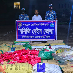 বোরহানউদ্দিনে গোডাউন থেকে দেড় টন নিষিদ্ধ পলিথিন জব্দ