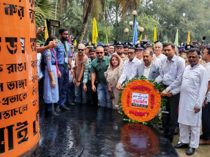 অর্জিত গণতন্ত্রকে প্রাতিষ্ঠানিক রূপ দিতে সরকার দৃঢ়প্রতিজ্ঞ : তথ্যমন্ত্রী