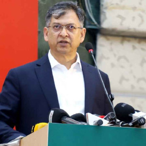 সংবিধানে প্রধানমন্ত্রীর মেয়াদ হবে সর্বোচ্চ দুইবার: স্বরাষ্ট্রমন্ত্রী