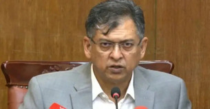 সবার মত নিয়ে ‘গ্রহণযোগ্য’ সংবিধান সংশোধনী চায় বিশেষ কমিটি :  স্বরাষ্ট্রমন্ত্রী