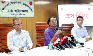 ভারতের গণমাধ্যমে হাসিনাকে এখনও কথা বলতে দেওয়া অপ্রত্যাশিত: তথ্য উপদেষ্টা