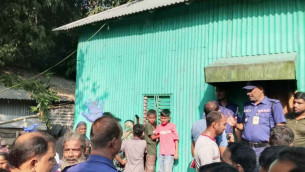 স্ত্রী-সন্তানকে হত্যার পর প্রবাসী যুবকের আত্মহত্যা