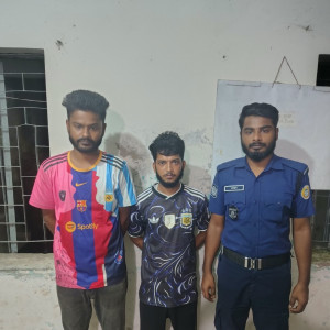 মনপুরায় পুলিশের অভিযানে দুই মাদককারবারি গ্রেফতার